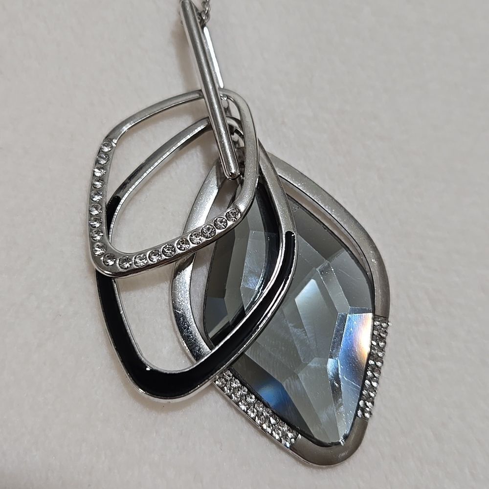Prisim Pendant Necklace